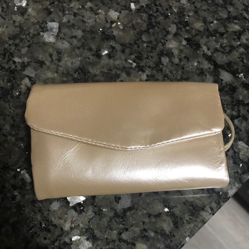 HOBO blush-gold metallic leather Lacy Wallet-NWT